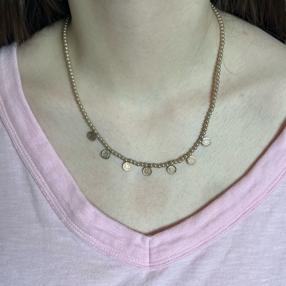 Elegant Gold Coin Necklace